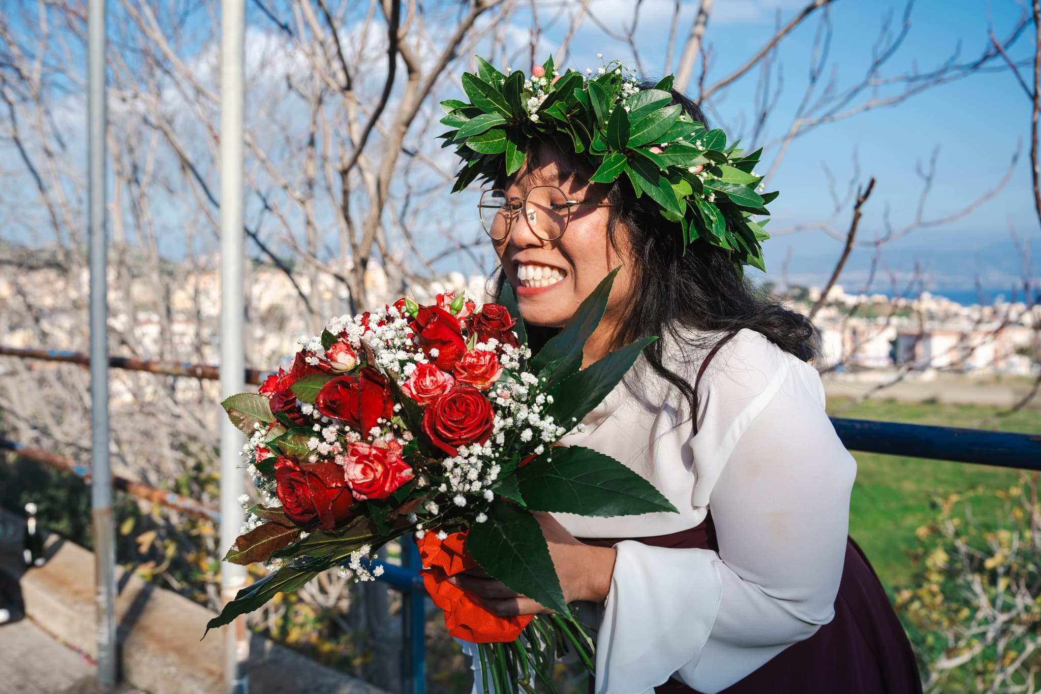 Fotografia naturale di laurea Messina - Kelly con gli amici