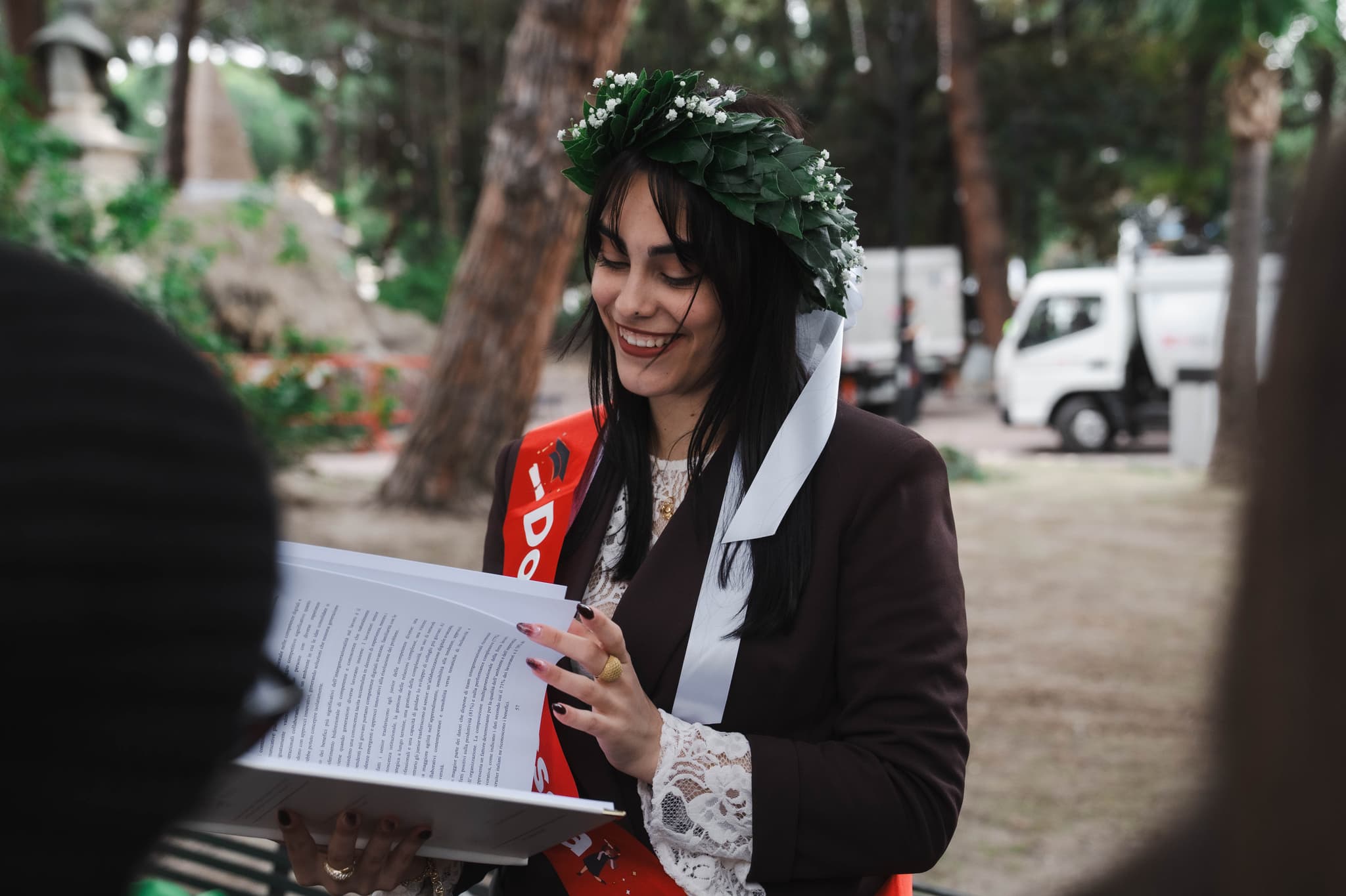 Ritratto laureanda a Messina - momento di gioia