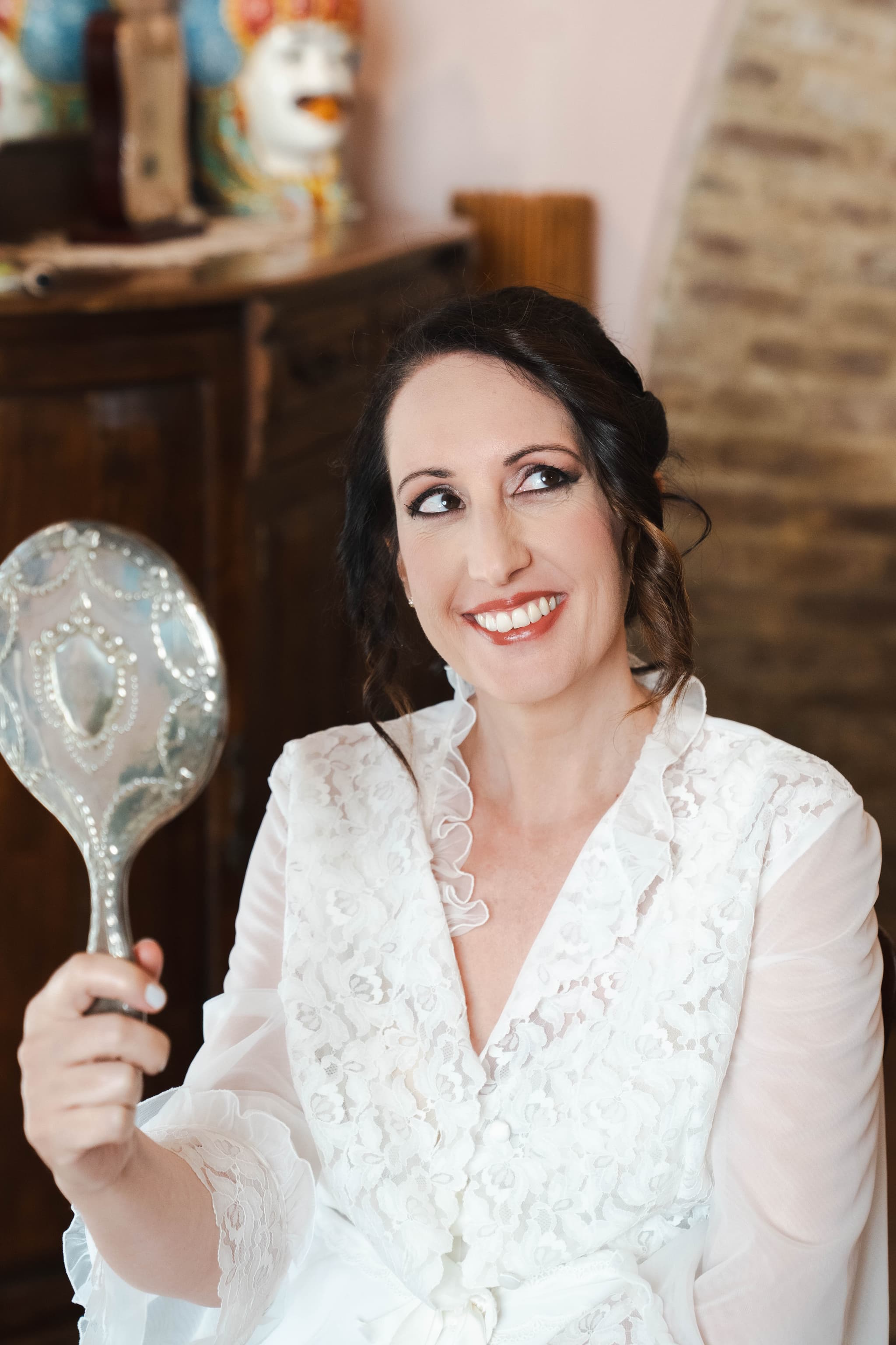 Fotografia di nozze naturale a Messina - sposi in posa elegante